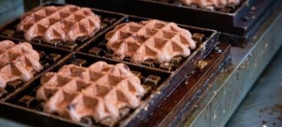 本格ベルギーワッフル販売の株式会社諏訪